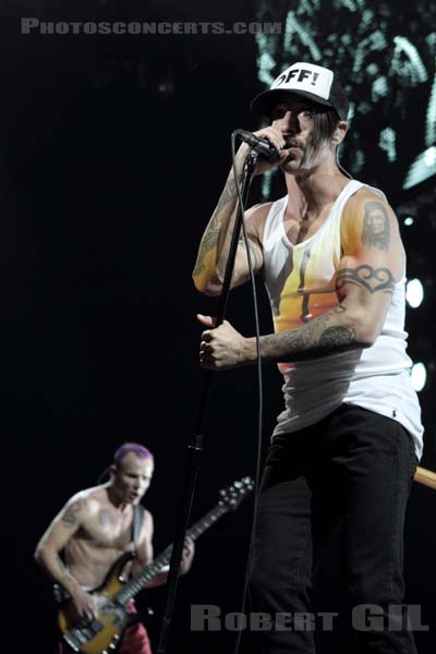 RED HOT CHILI PEPPERS - 2011-10-19 - PARIS - Bercy - 